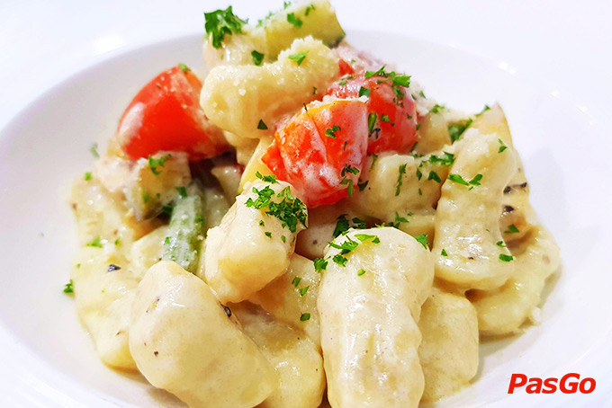 Paramount Steak & Coffee – Quang Trung-16