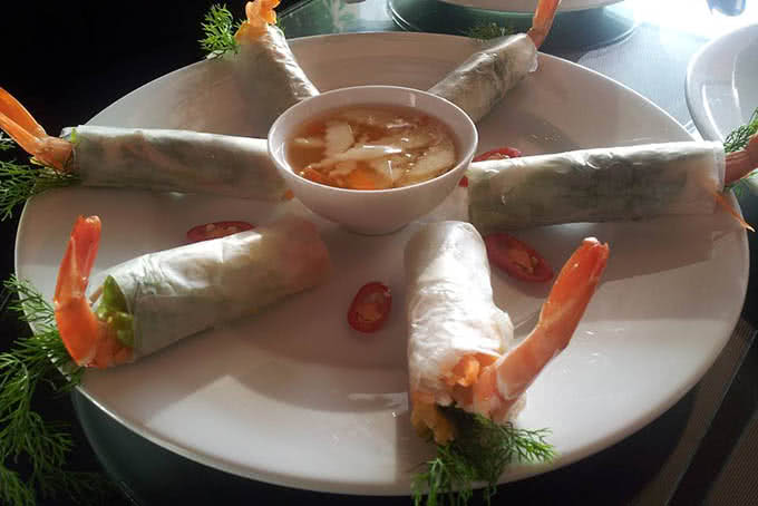 Nhà hàng Paris Deli 6 Phan Chu Trinh 22