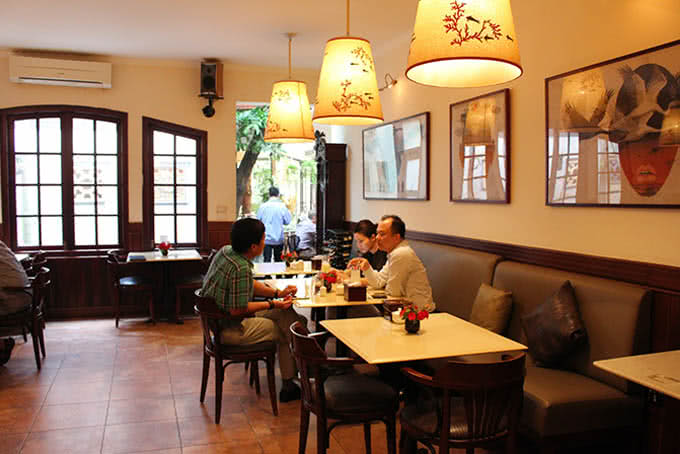 Nhà hàng Paris Deli 6 Phan Chu Trinh 6