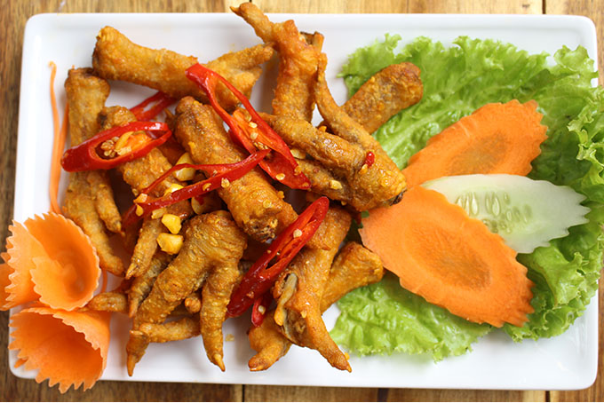 phủi quán 74 trần hưng đạo 1