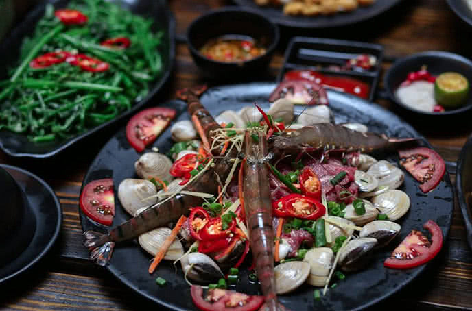 nhà hàng Quaithao – Đường Thành17