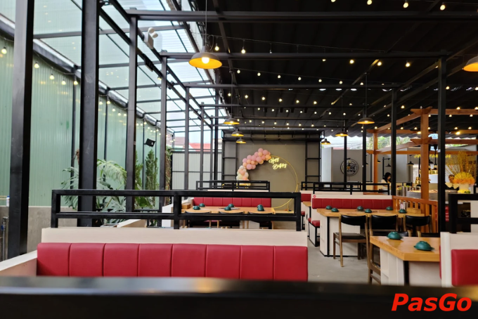 Không gian hiện đại tại buffet Hàn Quốc KimKook