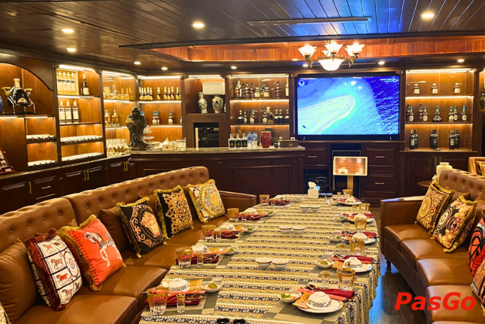 Thu Hằng – không gian sang trọng lịch sự và chuyên nghiệp