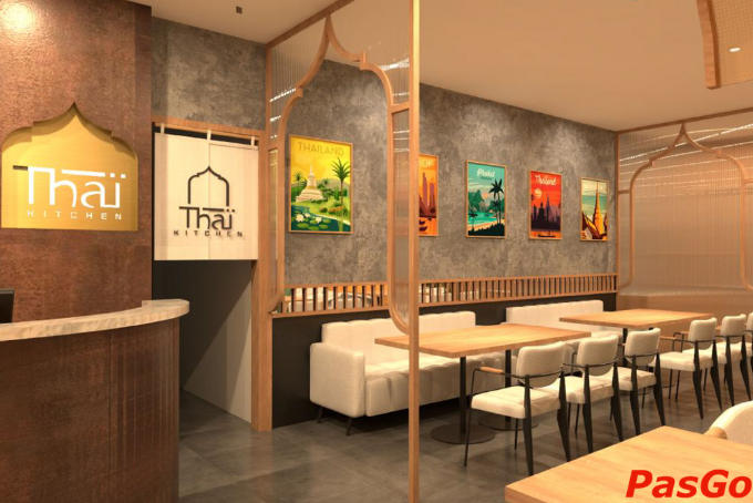 Không gian ấm cúng đậm chất Thái tại Thai Kitchen Thái Nguyên với nội thất gỗ và cây xanh trang trí bắt mắt.