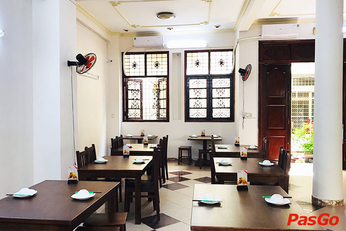 Cuốn Saigon - Nguyễn Thị Minh Khai-10