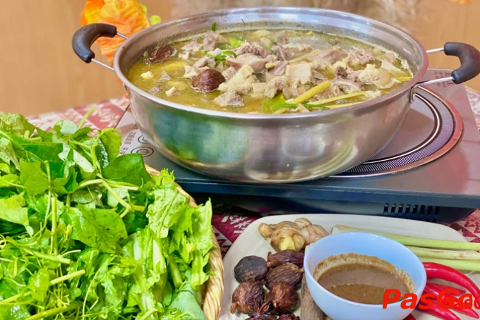 Set lẩu 2 người tại Thái Tộc Quán Linh Đàm