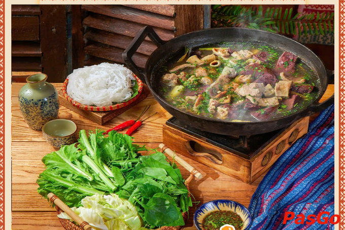 Không gian quán đậm chất vùng cao tại Pao Quán