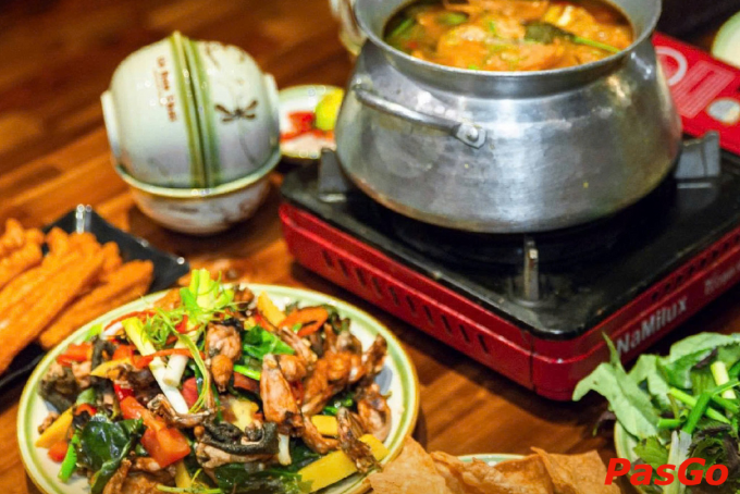 lẩu ếch măng cay mang hương vị núi rừng Tây Bắc