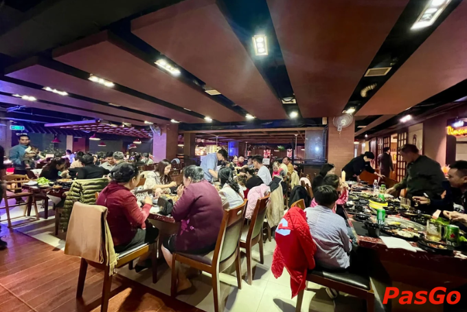 Không gian rộng, thoáng của Buffet Hải Sản & Nướng Lẩu Đà Lạt