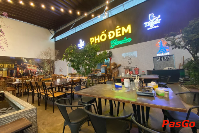 Không gian chill tại Phố Đêm Garden