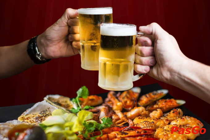 Mồi bén và bia ngon tại Rex Beer