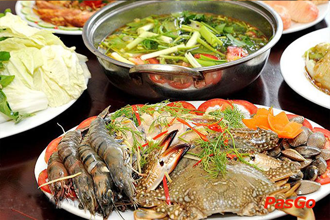 Nhà hàng Sophia Nguyễn Tất Thành 16