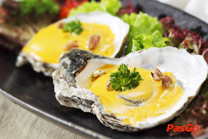 Nhà hàng Sophia Nguyễn Tất Thành 4