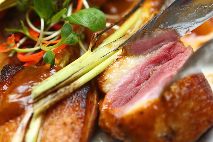 nhà hàng sum villa 10 đặng thai mai hồ tây 16