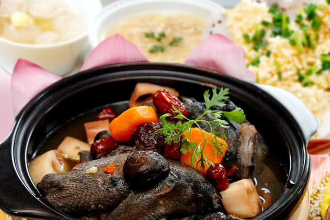 nhà hàng sum villa 10 đặng thai mai hồ tây 23