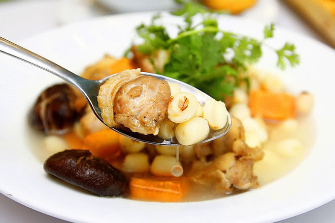 nhà hàng sum villa 10 đặng thai mai hồ tây 10