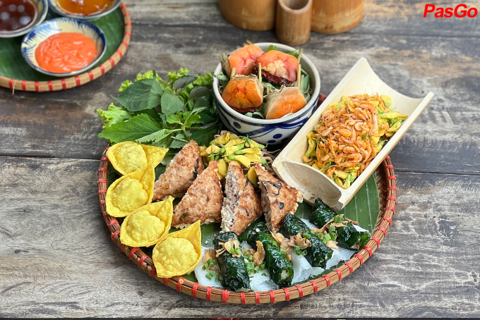 Tám Riêu - Nguyễn Tri Phương-9