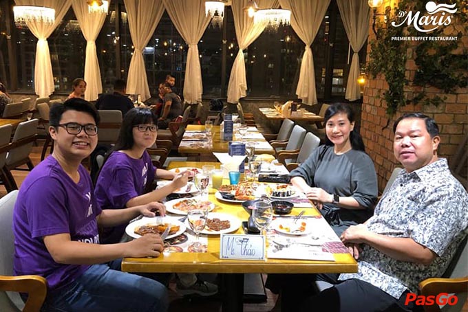 Dù là tiệc gì thì đến với nhà hàng D'Maris bạn đều được phục vụ tận tình