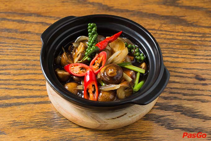 Nằm tại trung tâm thành phố, Nhà hàng Chay Bà Xã Pasteur là điểm đến quen thuộc của nhiều thực khách yêu thích cơm chay. Quán chay Pasteur thuần chay với đủ món chay ngon - lành, không gian thanh tịnh. Xem ngay! 1