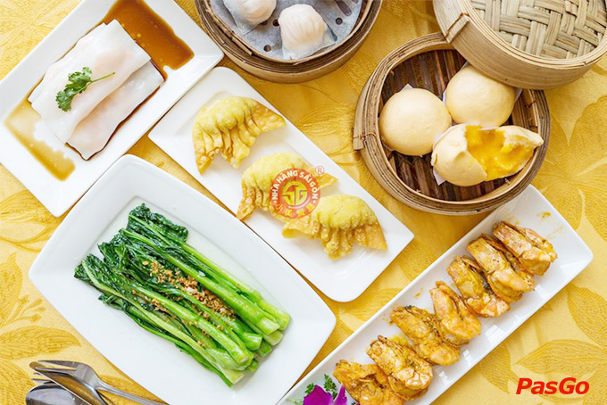 Nhà hàng gần đây Saigon 2 và Saigon Xiao Mei chuyên phục vụ các món Trung Hoa, được tạo nên bởi đầu bếp người Hoa kết hợp cùng nguyên liệu và gia vị của Trung Hoa