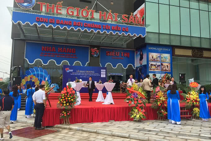 nhà hàng thế giới hải sản golden palace mễ trì 1