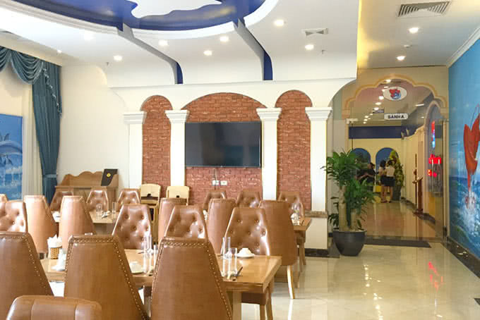 nhà hàng thế giới hải sản golden palace mễ trì 5