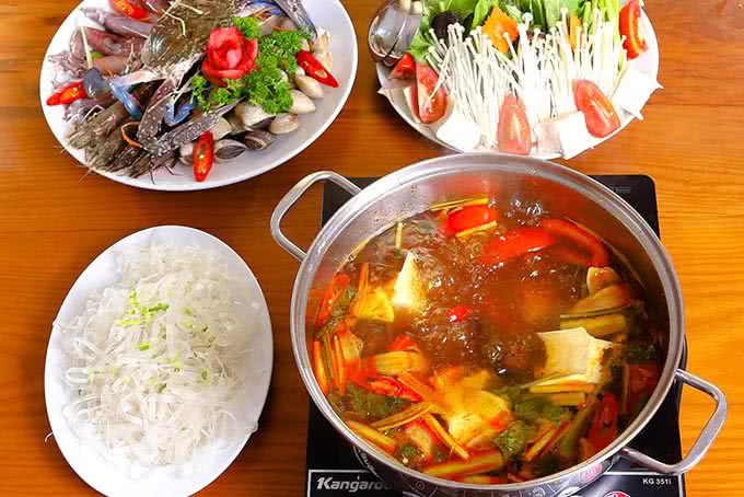 nhà hàng thế giới hải sản golden palace mễ trì 17