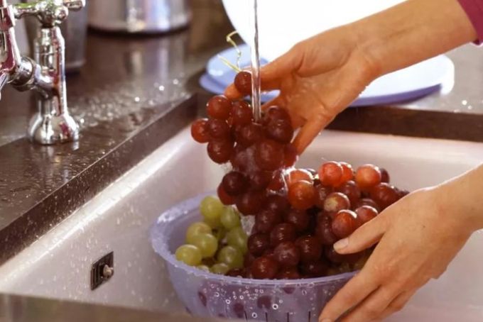 Mẹ bầu 3 tháng đầu ăn nho được không?