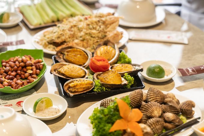 Hải Sản Xóm Vắng - Trích Sài-1