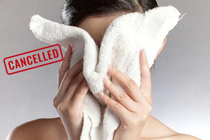 Bệnh đau mắt đỏ lây qua đường nào?