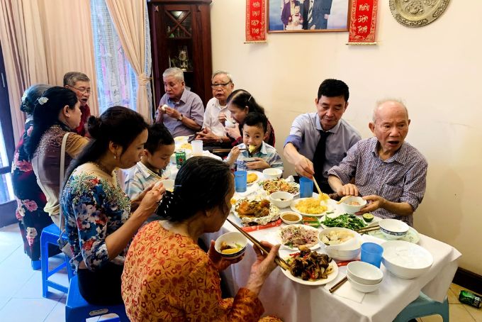 Mâm cơm chay cúng Phật