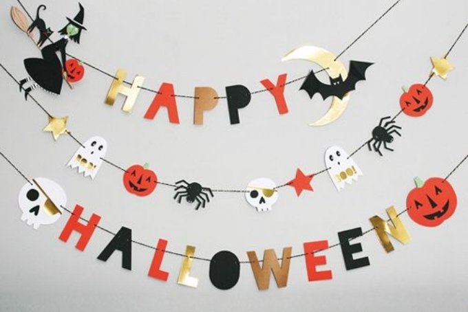 Trang trí halloween lớp mầm non