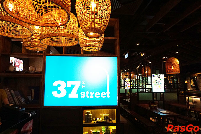 Nhà hàng 37th Street 11