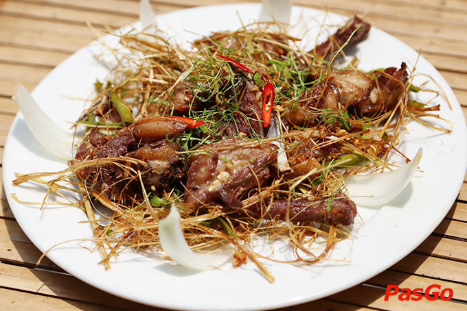 chuỗi nhà hàng dê nghĩa 3