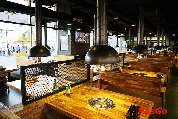 Nhà hàng GoGi House Emart Phan Văn Trị 13