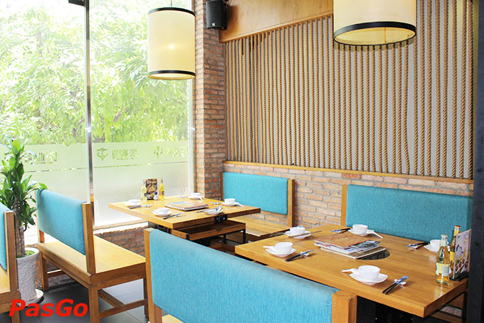 Nhà hàng Ba Con Cừu Phan Xích Long  10