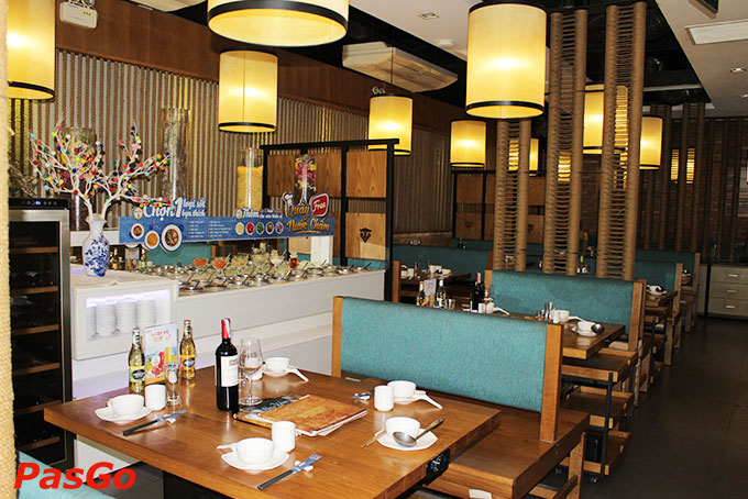 Nhà hàng Ba Con Cừu Phan Xích Long  7