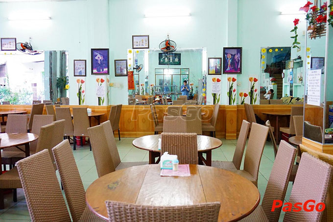 Nhà hàng Bánh Tôm Bà Phúc Trung Nữ Vương 13