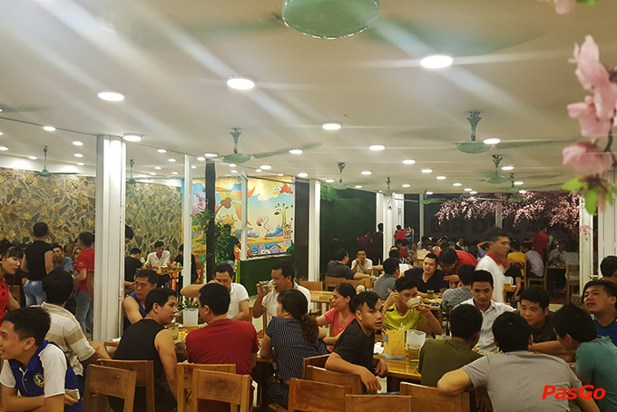 Nhà hàng Bia Đức Trọc Đường Láng 13