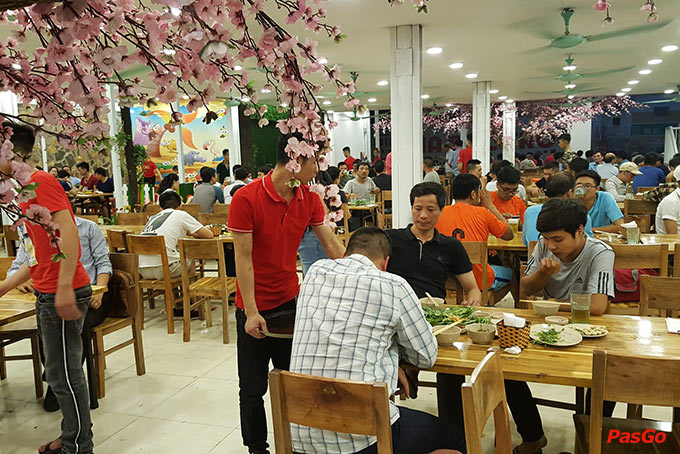 Nhà hàng Bia Đức Trọc Đường Láng 15