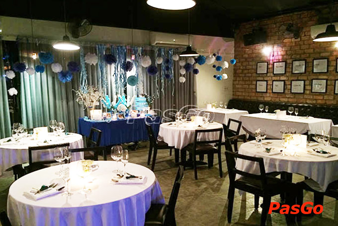 Nhà hàng Book Mark The Alcove Library Hotel 4