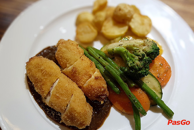 Nhà hàng Carmen Fine Cuisine Lý Tự Trọng 13