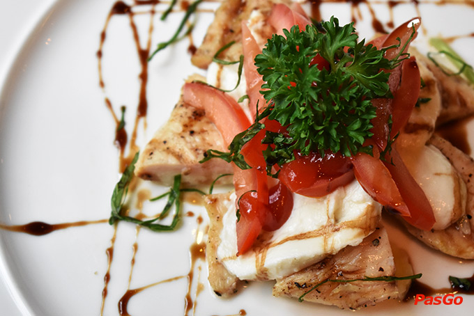 Nhà hàng Carmen Fine Cuisine Lý Tự Trọng 4