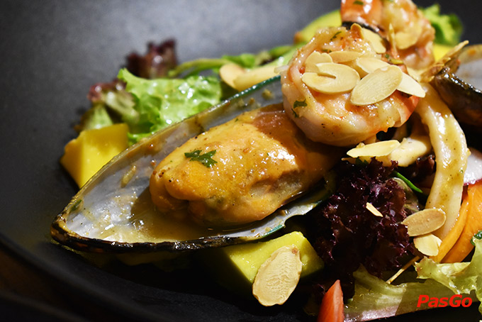 Nhà hàng Carmen Fine Cuisine Lý Tự Trọng 6