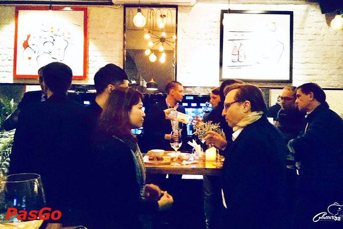 Colettes 32 Wine Bar Bistro Bùi Thị Xuân 15