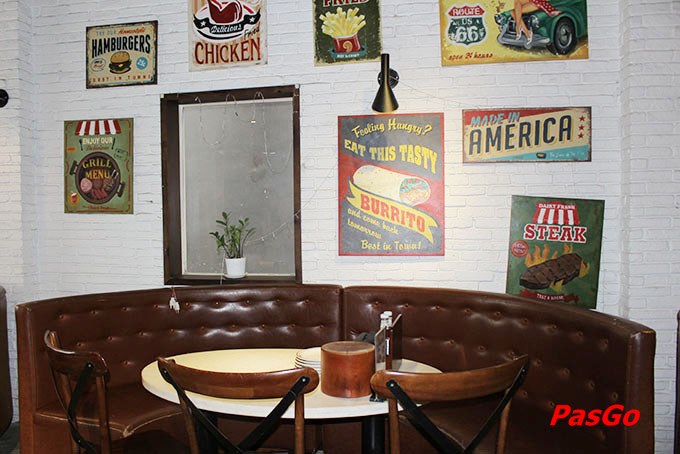 Nhà hàng Cowboy Jack’s 4