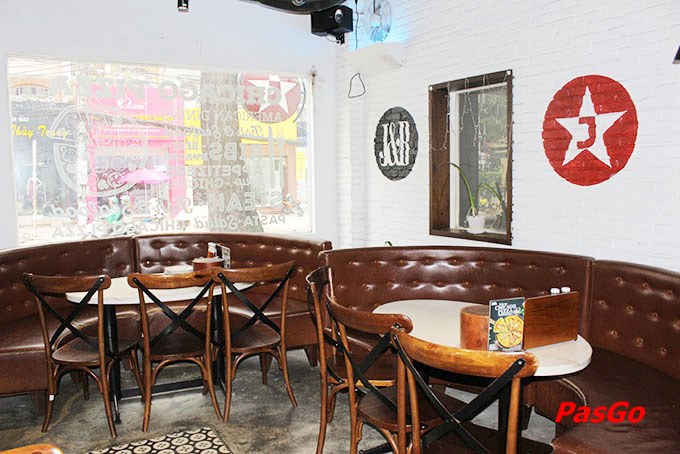 Nhà hàng Cowboy Jack’s 5