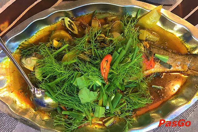 Đông Phương Nguyễn Tất Thành 10