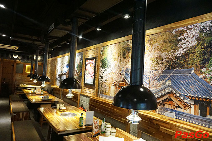 Nhà hàng GoGi House Nguyễn Hồng Đào 14