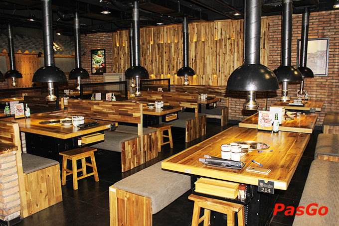 Nhà hàng GoGi House Vincom Lê Văn Việt 12